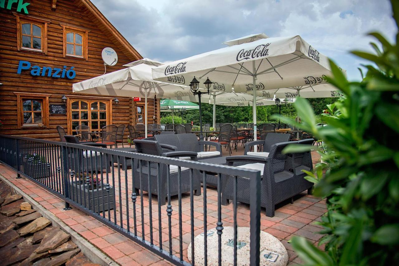 Grand Slam Park Inn Budapest Ngoại thất bức ảnh